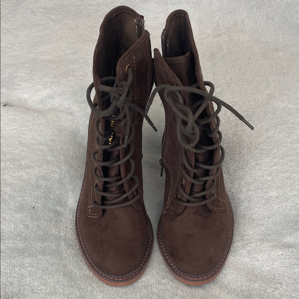 Dark olive Lace-Up Ankle Boots